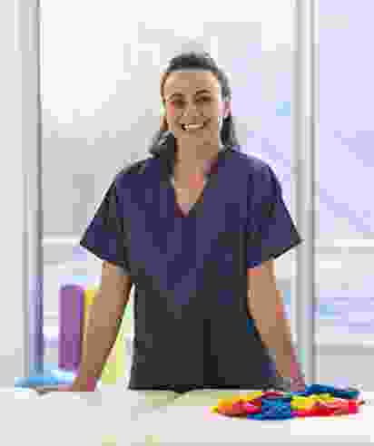 Dr. Laura Chen Dr. Laura Chen